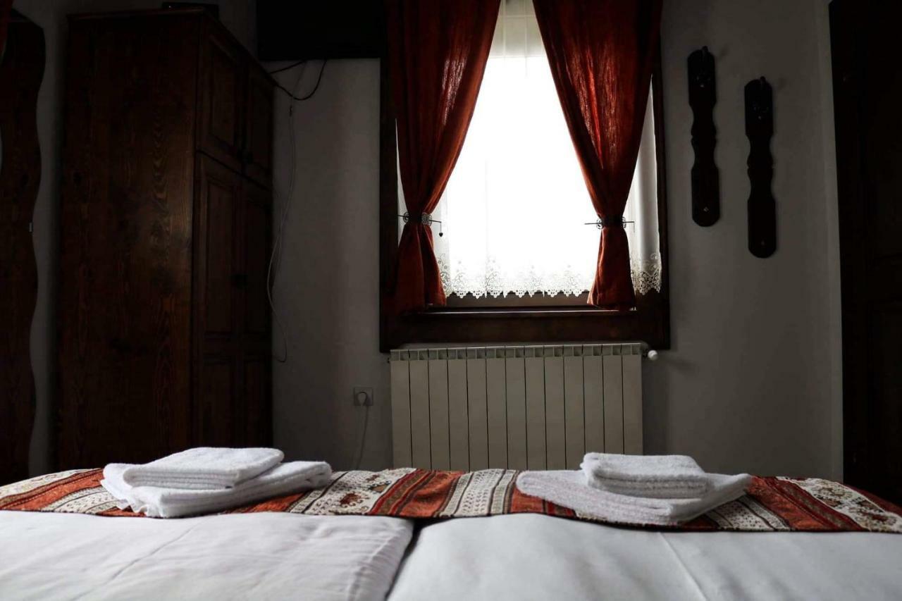 Guesthouse Cherni Lom Ostriza Dış mekan fotoğraf